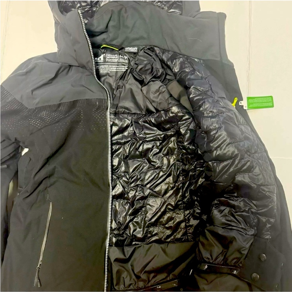 Helly Hansen Motionista Ski Jacket NWT women's black Size M Medium.
